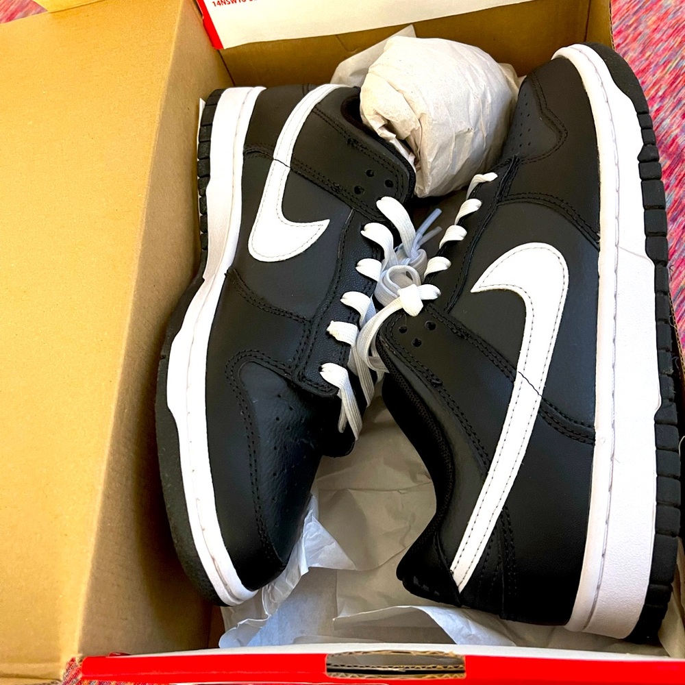 Nike Dunk Low